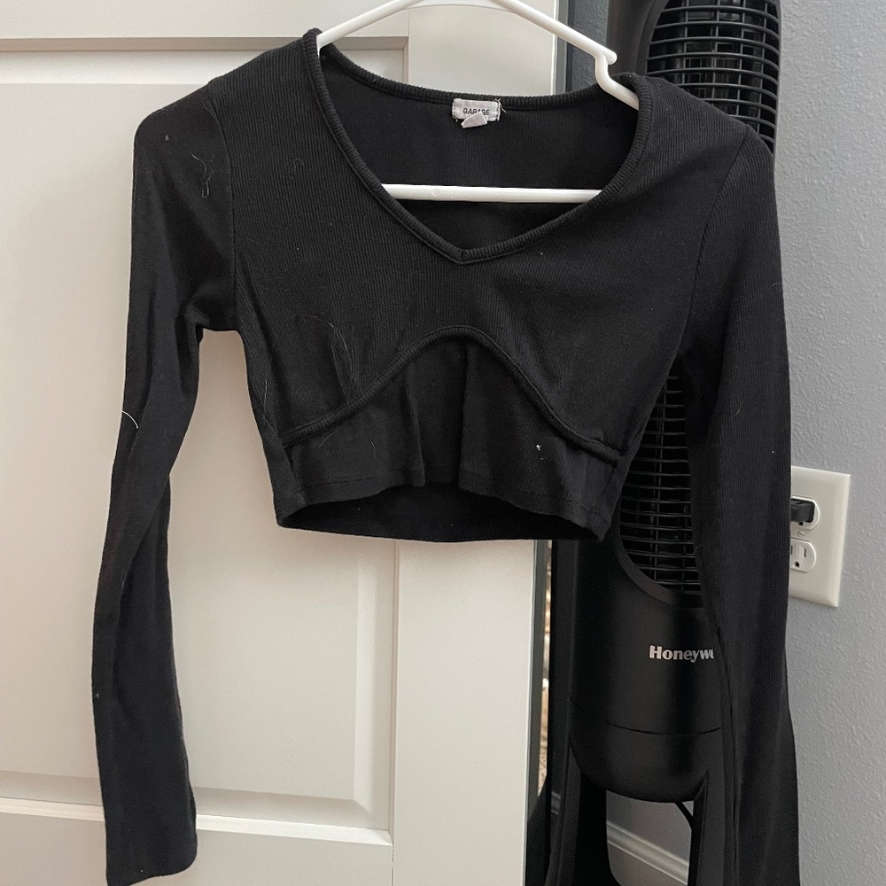 Small Black Cropped Garage Top